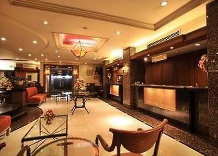 Mabini Mansion & Residential 3*