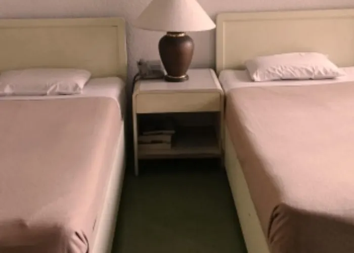 Mabini Mansion & Residential 3* Manila